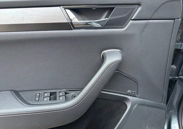 Skoda Superb cena 69999 przebieg: 248533, rok produkcji 2019 z Dobczyce małe 436